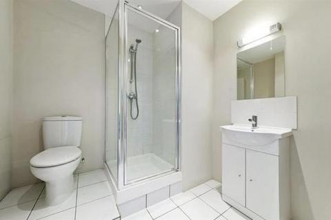 Studio to rent, 39 Hill Street, Mayfair, W1J