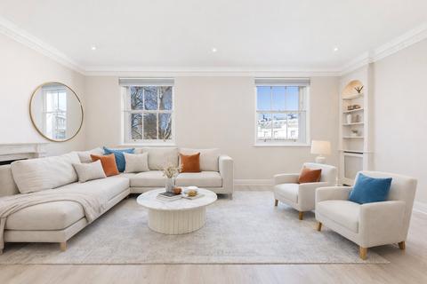 3 bedroom flat to rent, Wilton Crescent, Knightsbridge, London, SW1X