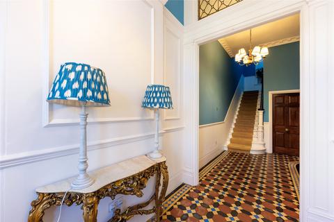 3 bedroom flat to rent, Wilton Crescent, Knightsbridge, London, SW1X