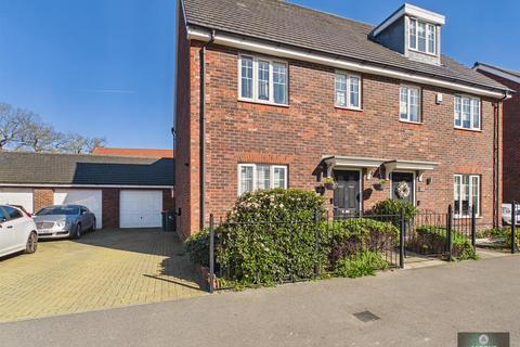 undefined, Foxglove Drive, Forgewood RH10