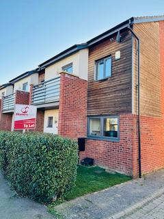 2 bedroom end of terrace house to rent, Hawksbill Way, London Road, PE2