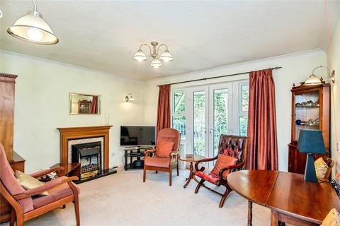 undefined, Rowan Court (Droitwich), Droitwich WR9