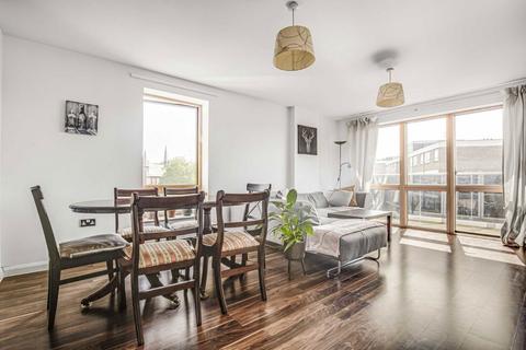 2 bedroom flat to rent, Carlton Vale, London NW6