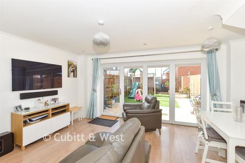undefined, Huxley Drive, Oxted RH8