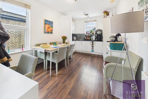 1 bedroom flat to rent, Beresford Road, Haringey, N8