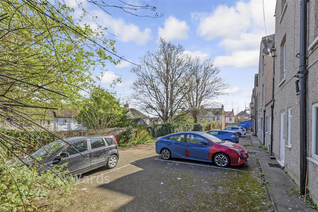 Driveway/Parking