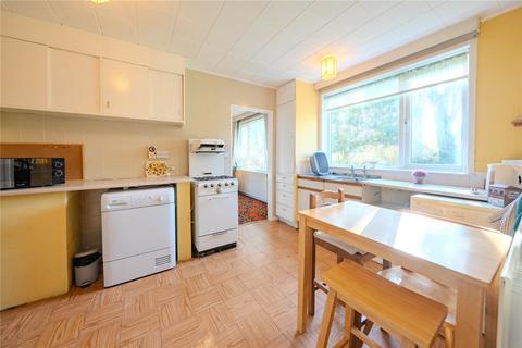 3 bedroom semi-detached house for sale, Lingfield Approach, Leeds, West Yorkshire