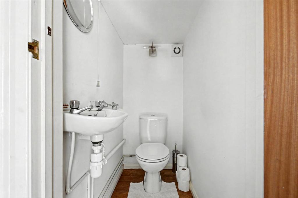 Downstairs WC.jpeg