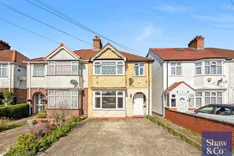 3 bedroom house for sale, Hinton Avenue, Hounslow TW4