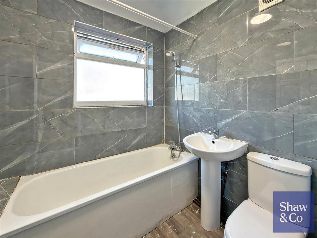 Bathroom.jpeg
