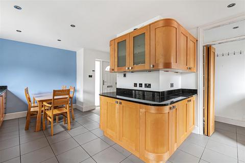 5 bedroom detached house for sale, Firway Close, Welwyn