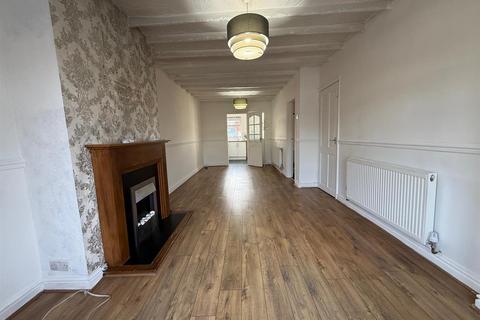 3 bedroom terraced house to rent, All Saints Way, West Bromwich