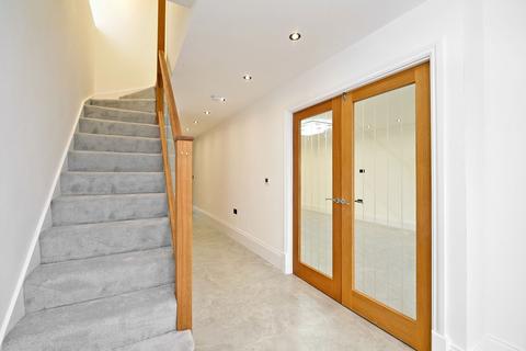 undefined, Primley Park View, Leeds LS17