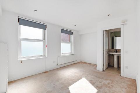 2 bedroom apartment for sale, Grove Park Road, Chiswick, London