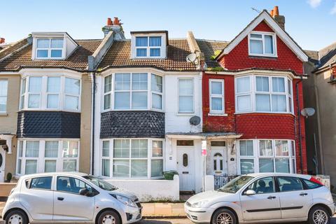 4 bedroom terraced house for sale, Willowfield Road, Eastbourne