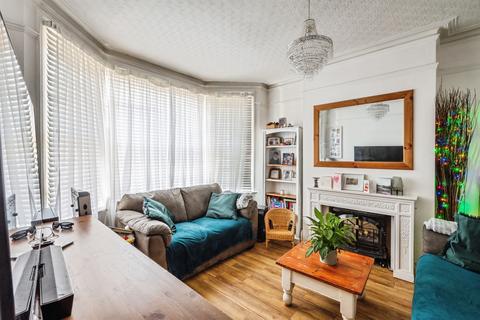 4 bedroom terraced house for sale, Willowfield Road, Eastbourne