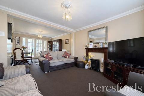 3 bedroom semi-detached house for sale, Eyhurst Avenue, Hornchurch, RM12