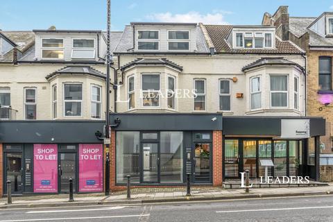 1 bedroom flat to rent, Commercial Road, SO15