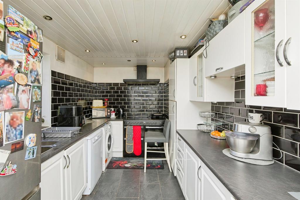 House in Nottingham - View 5