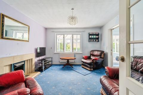 undefined, Awdry Close, Chippenham
