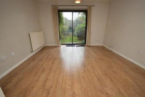 2 bedroom terraced house to rent, Herons Court, West Bridgford, Nottingham, Nottinghamshire, NG2