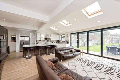 4 bedroom house for sale, Ruskin Drive, Worcester Park, KT4