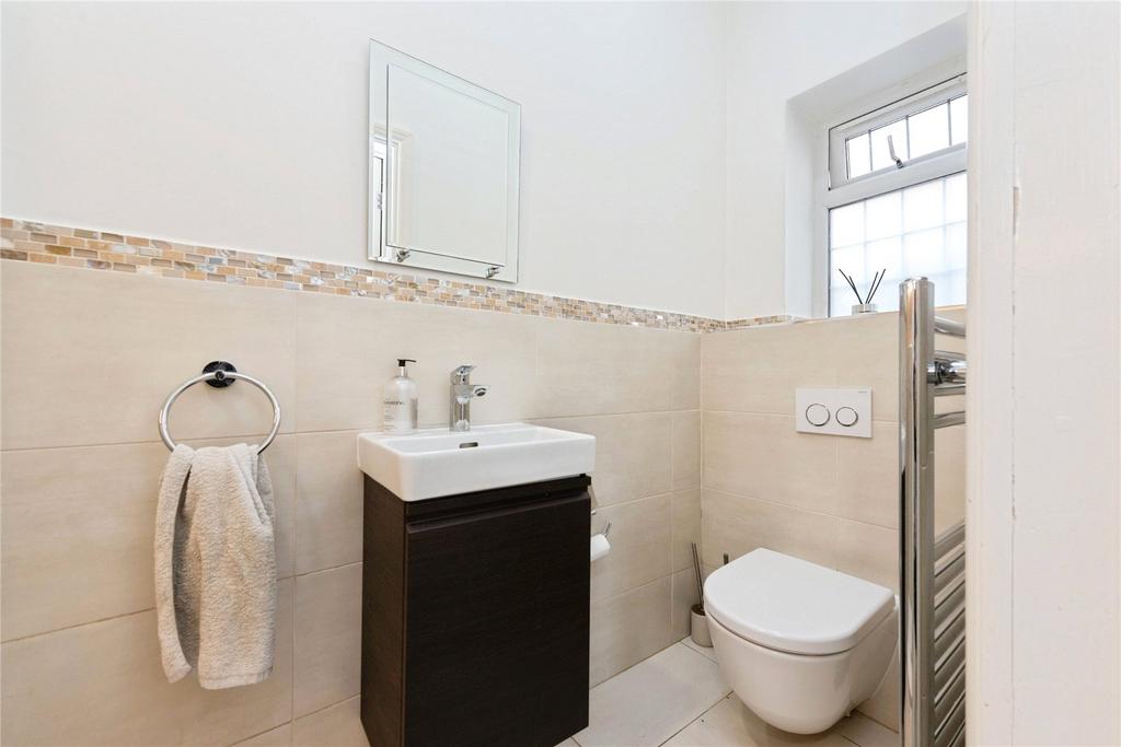 Ground Floor Shower