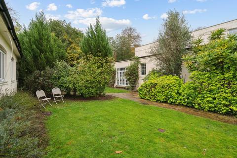 2 bedroom property for sale, Portnall Drive, Virginia Water