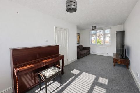 3 bedroom end of terrace house for sale, Tennyson Walk, Chester CH1