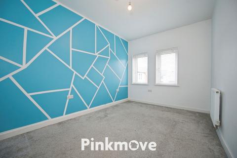 3 bedroom semi-detached house for sale, Riverbank Avenue, Newport NP19