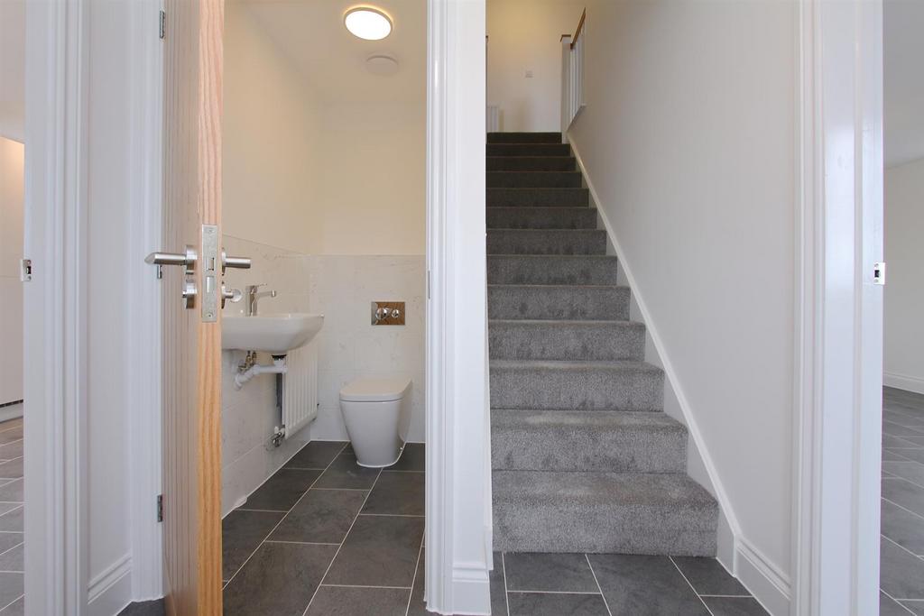 8 Bodenham Lane (8).JPG