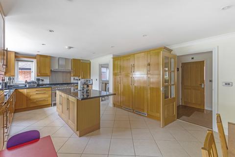 undefined, Frances Avenue, Maidenhead, SL6