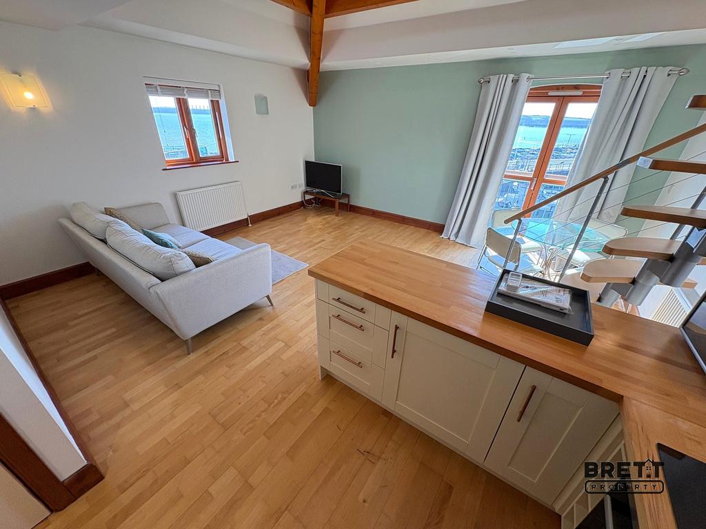 Kitchen/Living Room