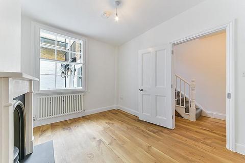 undefined, King William Walk, Greenwich, London SE10