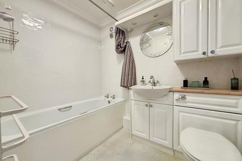 1 bedroom apartment for sale, Northumberland Road, London E6