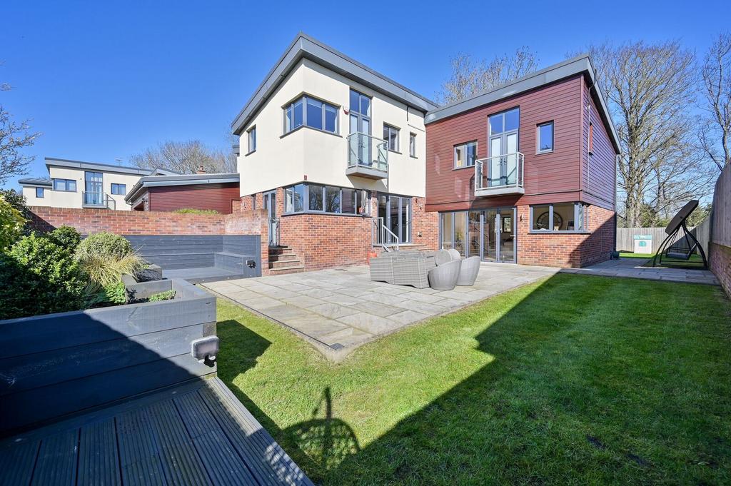 House exterior, driveway, garden
