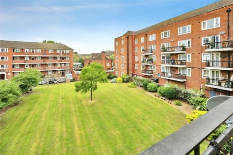 3 bedroom apartment to rent, Stockwell Gardens Estate, London, SW9