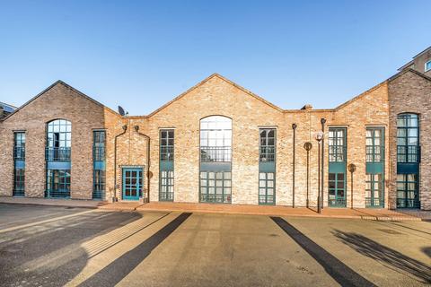 2 bedroom flat for sale, Millennium Drive, Isle Of Dogs, London, E14