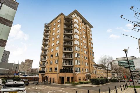 2 bedroom maisonette to rent, Newport Avenue, Canary Wharf, E14