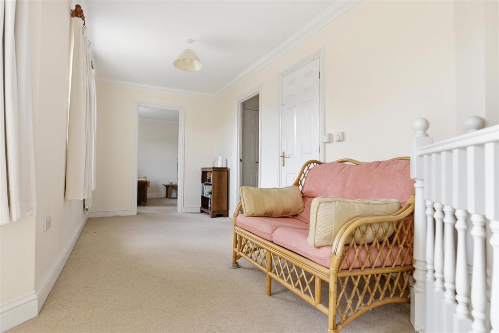 19 St Georges Square 10.jpg
