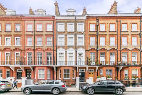 3 bedroom flat to rent, Roland Gardens, South Kensington, London, SW7