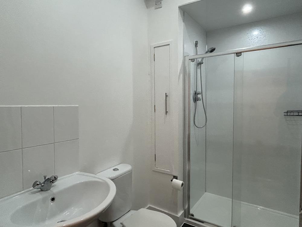 Shower rooom