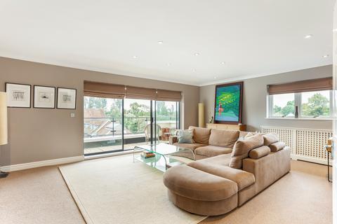 undefined, Ray Park Road, Maidenhead, SL6