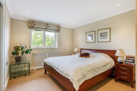 undefined, Ray Park Road, Maidenhead, SL6