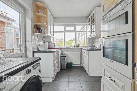 2 bedroom detached bungalow for sale, Park Square West, Clacton-On-Sea