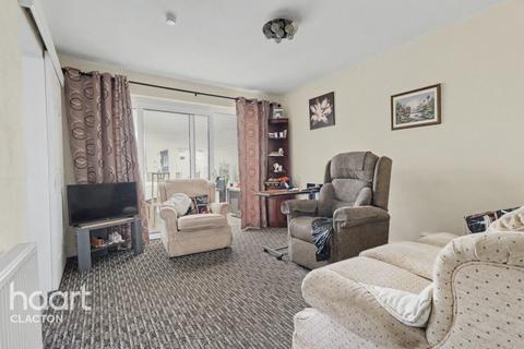 2 bedroom detached bungalow for sale, Park Square West, Clacton-On-Sea