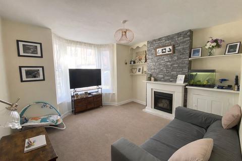 3 bedroom house to rent, Lower South View, Farnham, Surrey, GU9