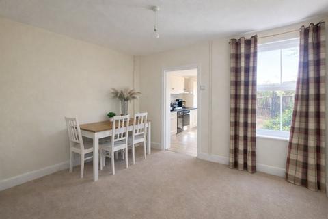 3 bedroom house to rent, Lower South View, Farnham, Surrey, GU9