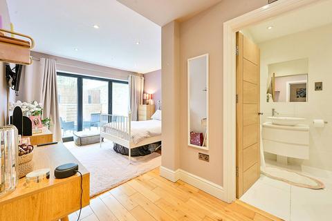 undefined, Grange Road, Ealing, London, W5