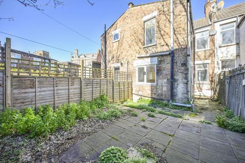 undefined, William Street, Leyton, London, E10